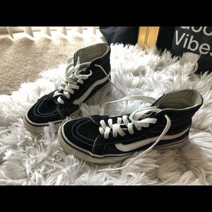 Vans Sk8-Hi Black high tops